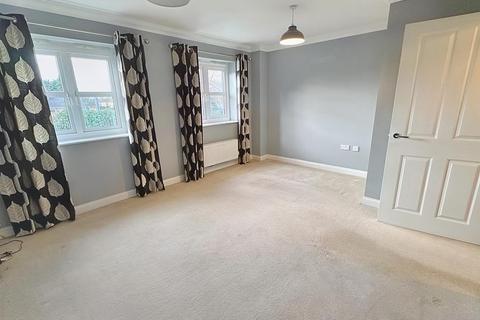 3 bedroom terraced house to rent, Prothero Close, Aylesbury