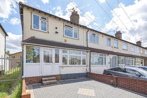 3 bedroom end of terrace house to rent, Park View Road, Middlesex UB8