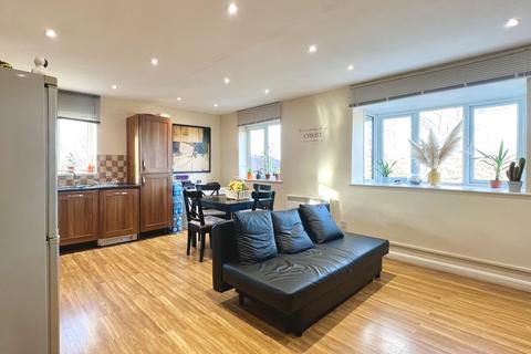 2 bedroom apartment for sale, Silver Close, London , SE14