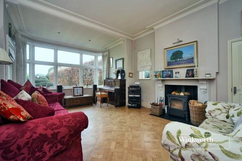 5 Cornwall Road, Sutton, SM2 6DR
