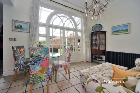 5 Cornwall Road, Sutton, SM2 6DR
