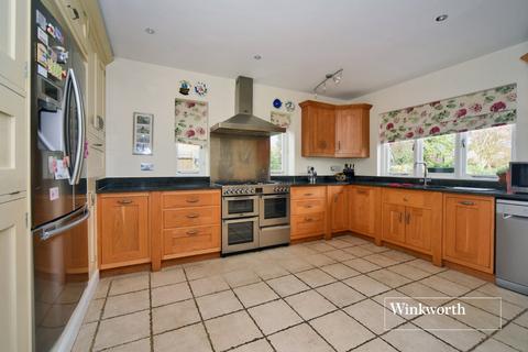 5 Cornwall Road, Sutton, SM2 6DR