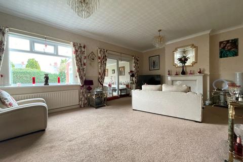 2 bedroom semi-detached bungalow for sale, Derby Crescent, Hebburn,