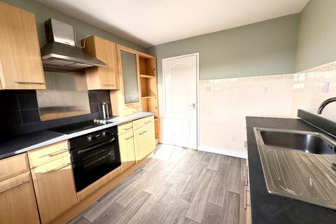 2 bedroom flat to rent, Fullarton Street, North Ayrshire KA12