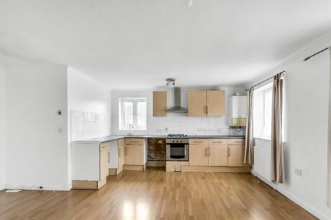 2 bedroom flat for sale, Waltham Cross EN8