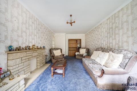 30 Ashburnham Close, Freshbrook, Swindon, SN5 8RA