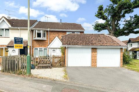 4 bedroom semi-detached house for sale, Cartwright Drive, Shaw, Swindon, SN5