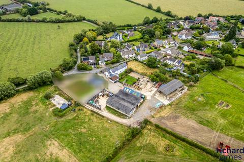 7 bedroom detached house for sale, St Leonards Farm, Lower Village, Blunsdon, SN26