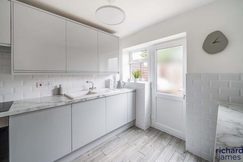 35 Buckhurst Crescent, Swindon, SN3 3DA