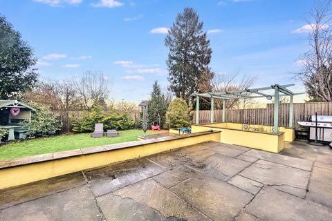 3 bedroom bungalow for sale, High Street, Blunsdon, Swindon, SN26