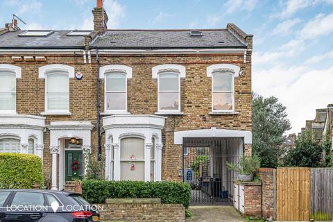 2 bedroom end of terrace house for sale, Lavers Road, London, N16