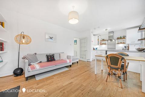 Flat A, 1 Lavers Road, London, N16 0DU