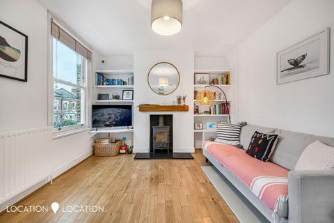 Flat A, 1 Lavers Road, London, N16 0DU