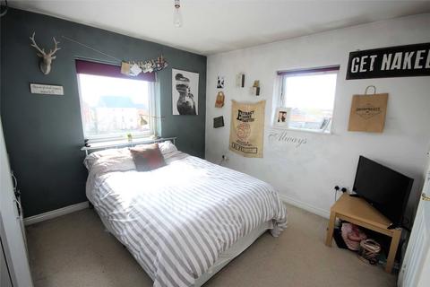 2 bedroom flat for sale, 98 Celsus Grove, Old Town SN1