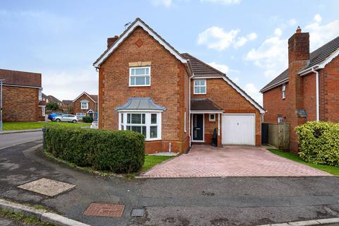 4 bedroom detached house for sale, Farne Way, Royal Wootton Bassett, Wilts, SN4