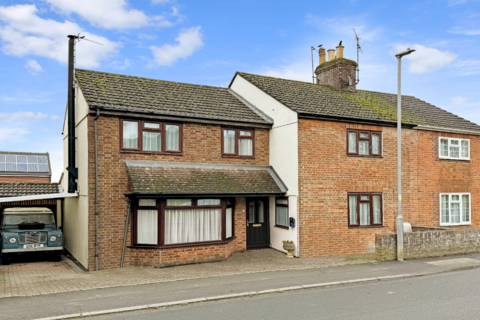 4 bedroom semi-detached house for sale, High Street, Purton, Purton, SN5