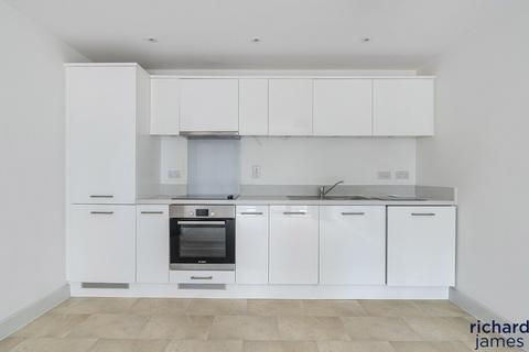 2 bedroom flat for sale, Swindon SN2