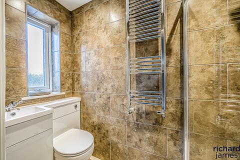 40 Alnwick, Toothill, Swindon, SN5 8JJ