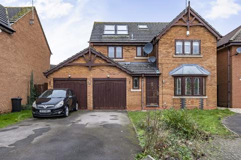 4 bedroom detached house for sale, Sword Gardens, Rushy Platt, Swindon, SN5