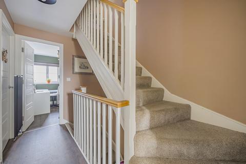 76 Coronel Close, Swindon, SN3 4FW