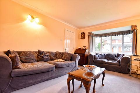 4 bedroom detached house for sale, Broad Lane, Burnedge, Rochdale, Greater Manchester, OL16