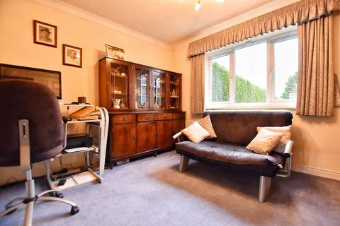 4 bedroom detached house for sale, Broad Lane, Burnedge, Rochdale, Greater Manchester, OL16