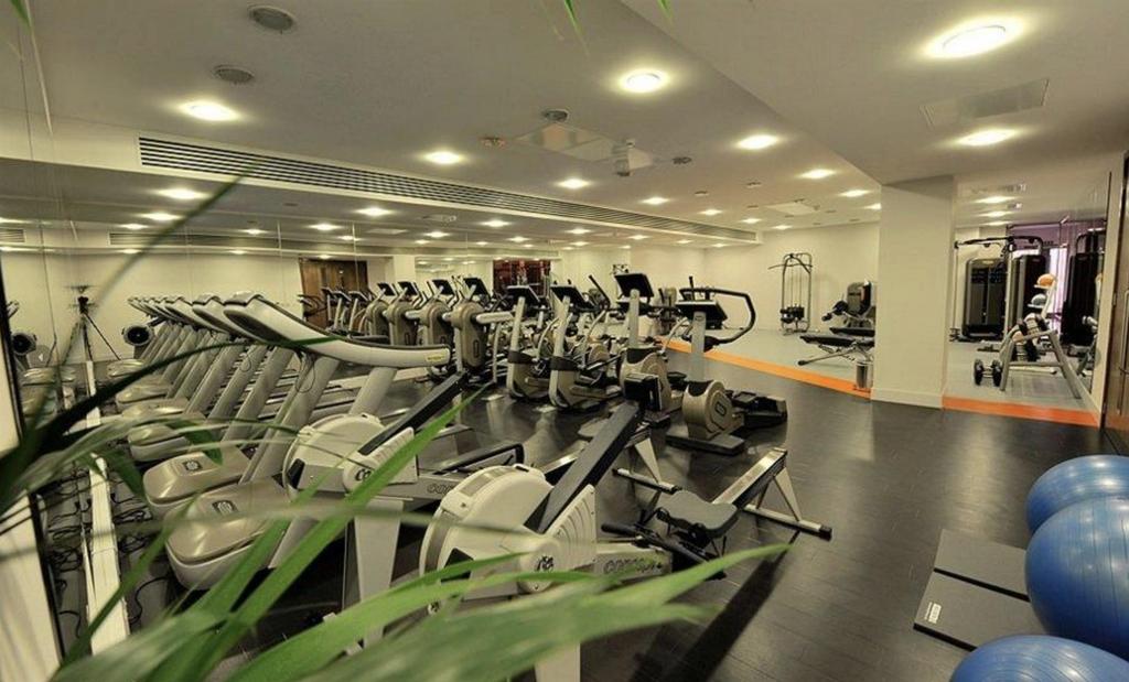 Gym-Grosvenor Waterside-Gatliff-Road- London