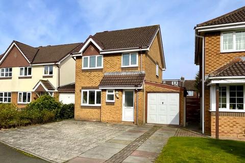 3 bedroom detached house to rent, Warslow Drive, Sale