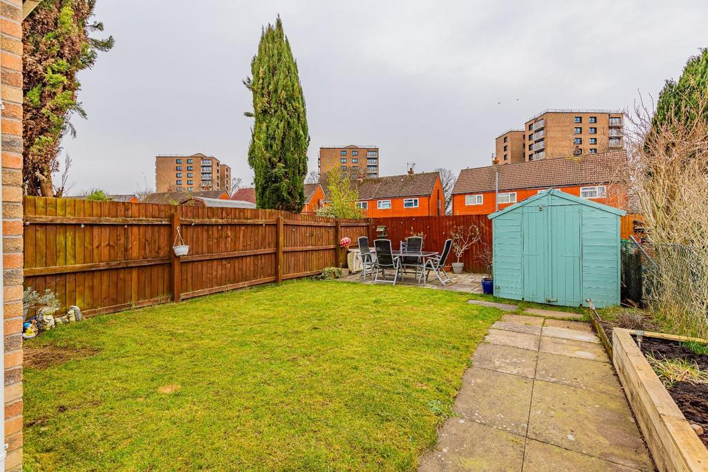 Llandinam Crescent 12-13.jpg