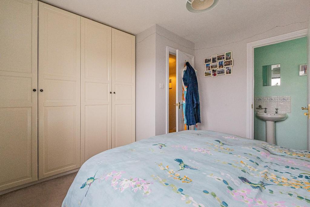 Llandinam Crescent 12-5.jpg