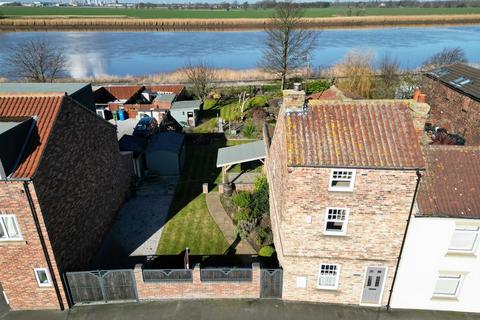 3 bedroom semi-detached house for sale, High Street, Swinefleet, Goole