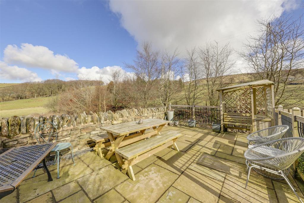 Rear Patio Al