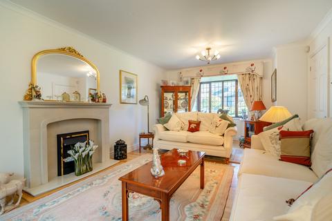 5 bedroom detached house for sale, Centurions Court, Caerwent, Caldicot