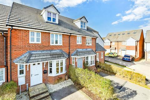 3 bedroom mews for sale, Horwich Close, Crowborough, East Sussex