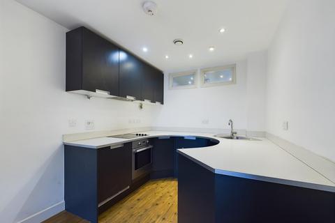 2 bedroom flat to rent, Essex Street, Birmingham B5