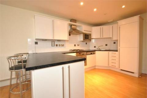 2 bedroom flat to rent, Parkwest Apartments, W5