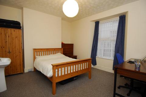6 bedroom house to rent, Waterloo Street, Plymouth PL4