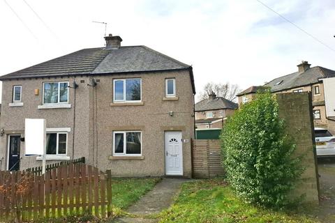 2 bedroom semi-detached house to rent, Ashbourne Avenue, Bradford