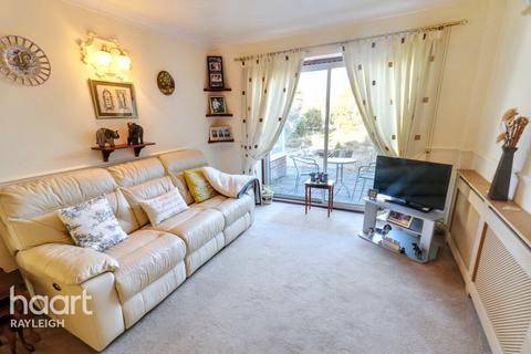 3 bedroom semi-detached house for sale, Everest, Rayleigh