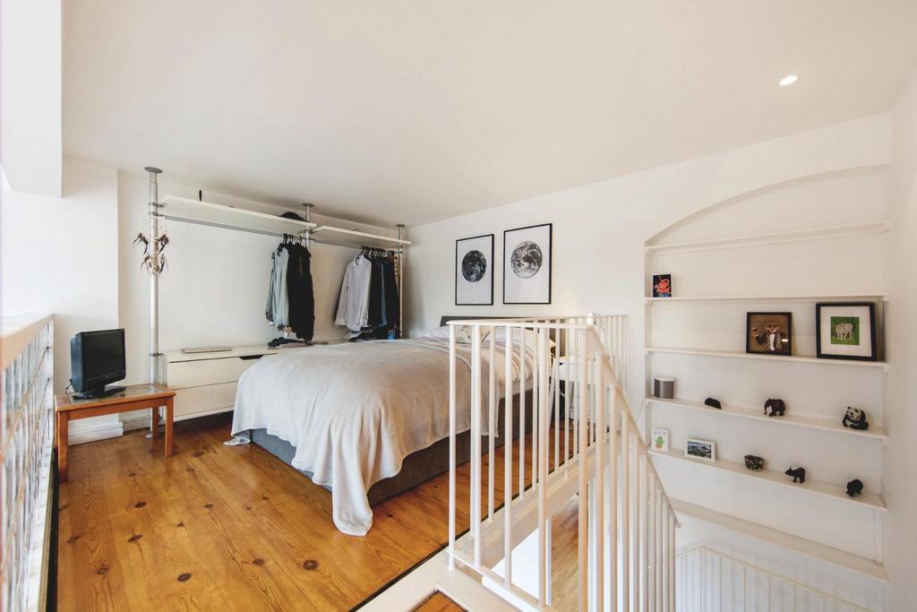 Bedroom 2.jpg