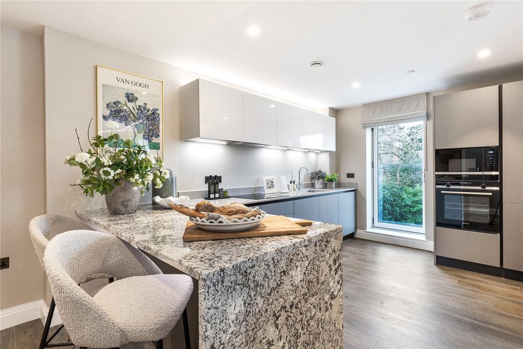 Show Apartment