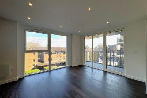 1 bedroom flat to rent, Eden Grove, Staines TW18