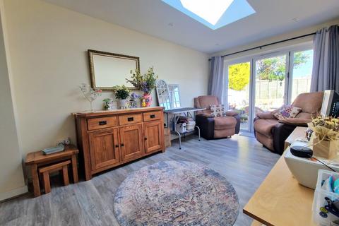 3 bedroom bungalow for sale, Maple Drive, Burnham-on-Sea, Somerset, TA8