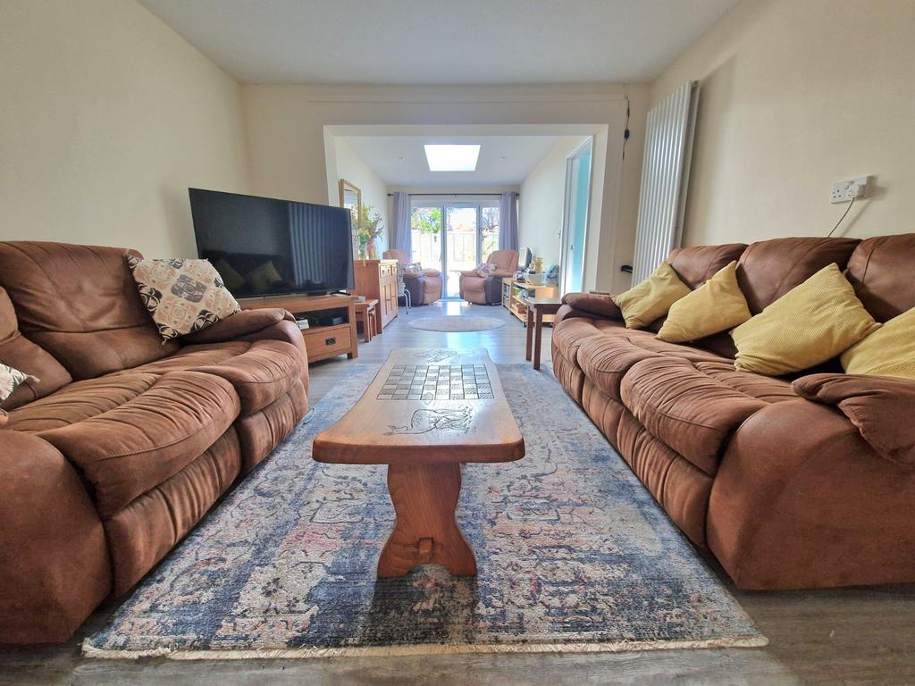 Lounge/Sitting Room