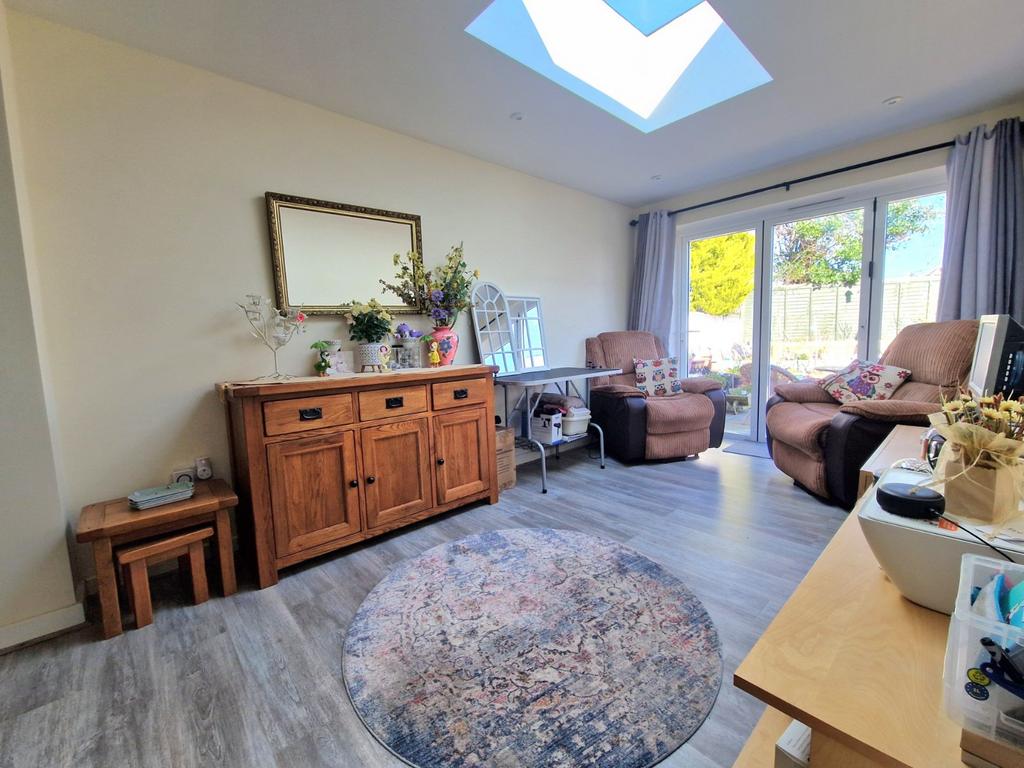 Lounge/Sitting Room