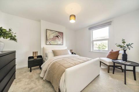 2 bedroom flat for sale, Norwood Road, London SE24