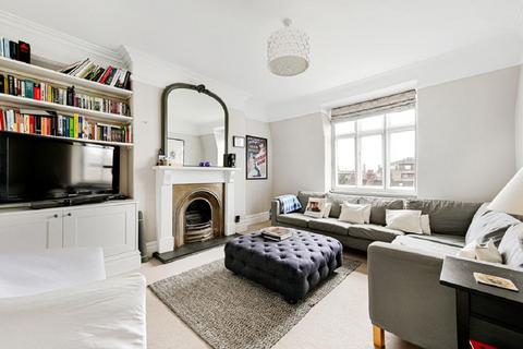 4 bedroom flat for sale, Trouville Road, Clapham