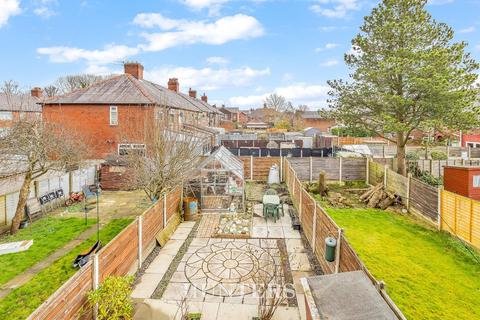 3 bedroom terraced house for sale, Clough Road, Manchester M9