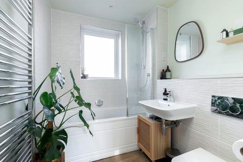 Flat 1, 19 Fairview Road, Cheltenham, GL52 2AD