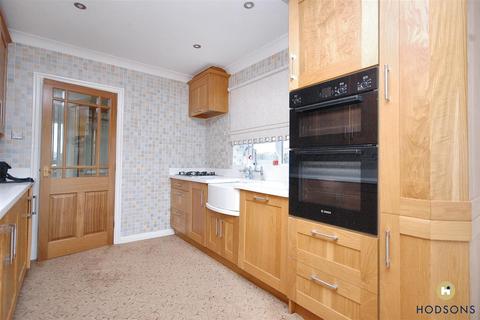 2 bedroom detached bungalow for sale, Old Road, Wakefield WF4